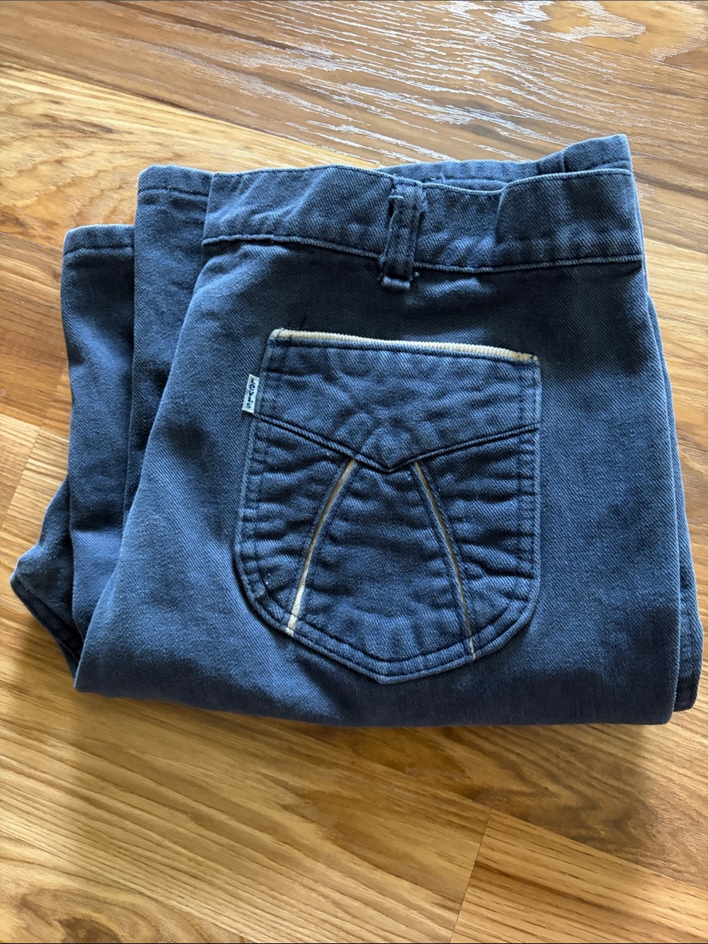 VINTAGE Levi’s 1970’s Courduroy Trim Jean USA made White Tab. ‘Levi’s for Gals’